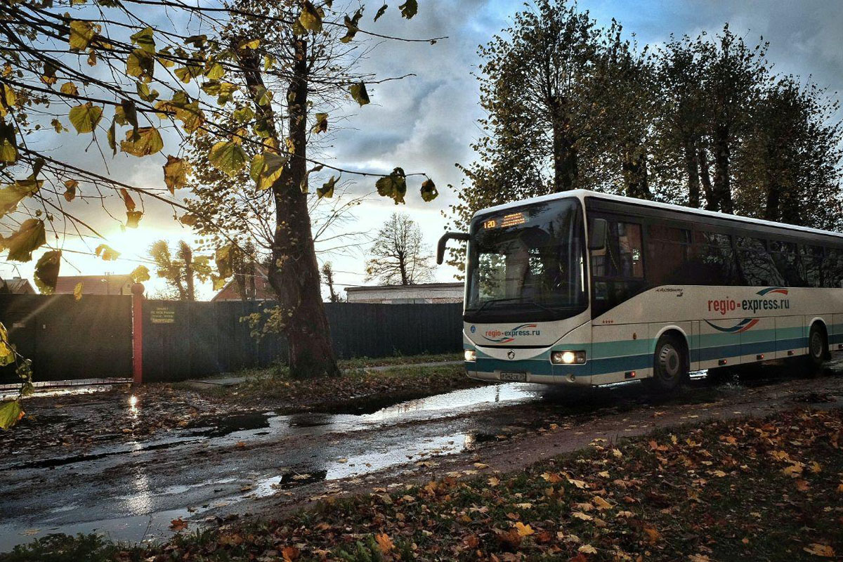 Фото Александра Пожидаева. Янтарный, шторм. Отель Акватория, Калининградская область.